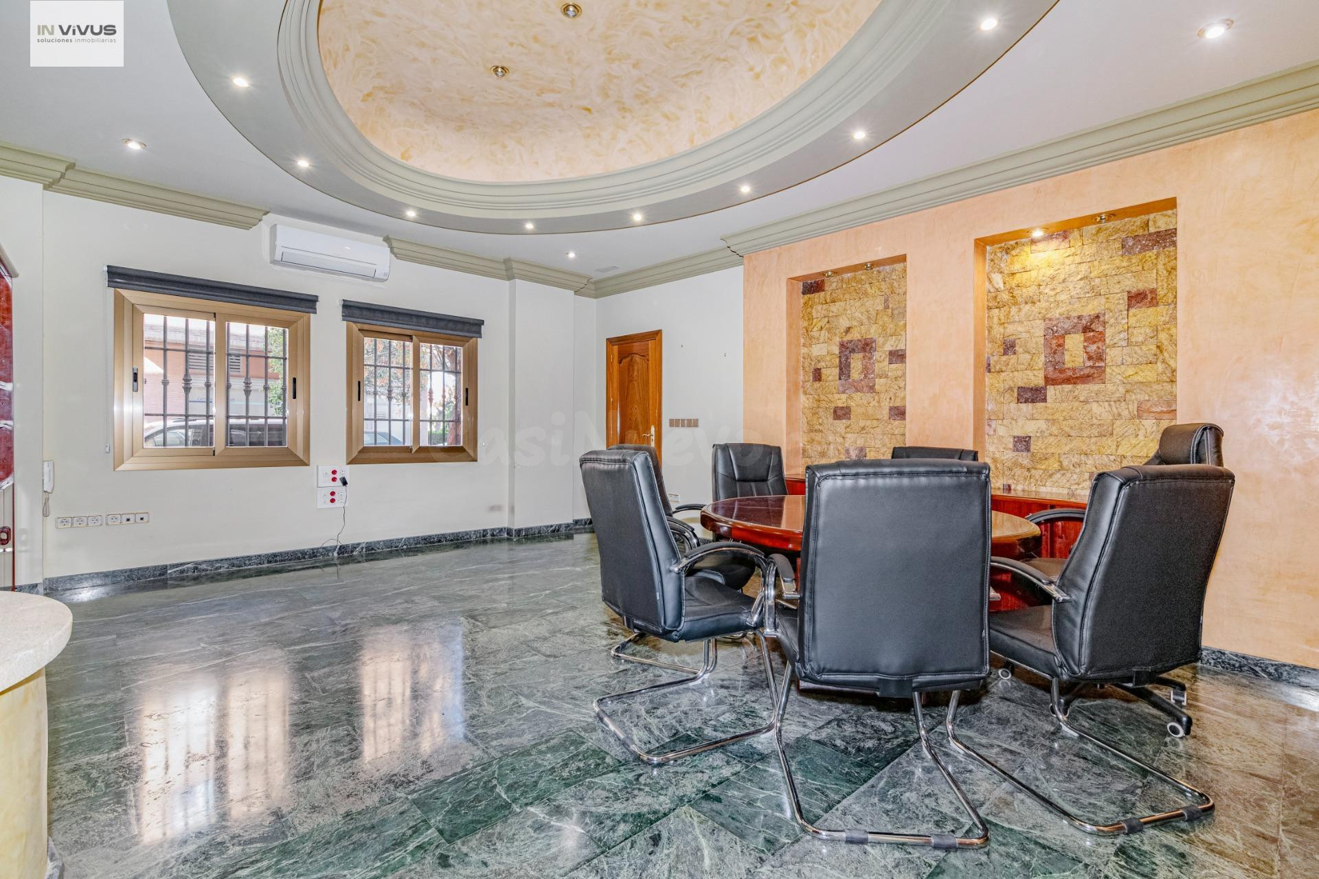 🚀 ¡Oportunidad única! Local Comercial en Granada – Zona Parque del Genil 🏢