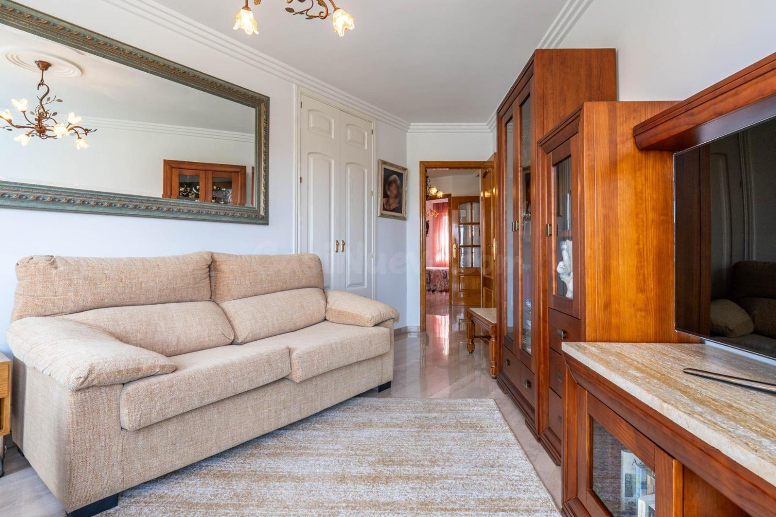 VIVIENDA DE 3 DORMITORIOS EN VENTA EN AV COMPOSITOR LUIS DE  - foto 2