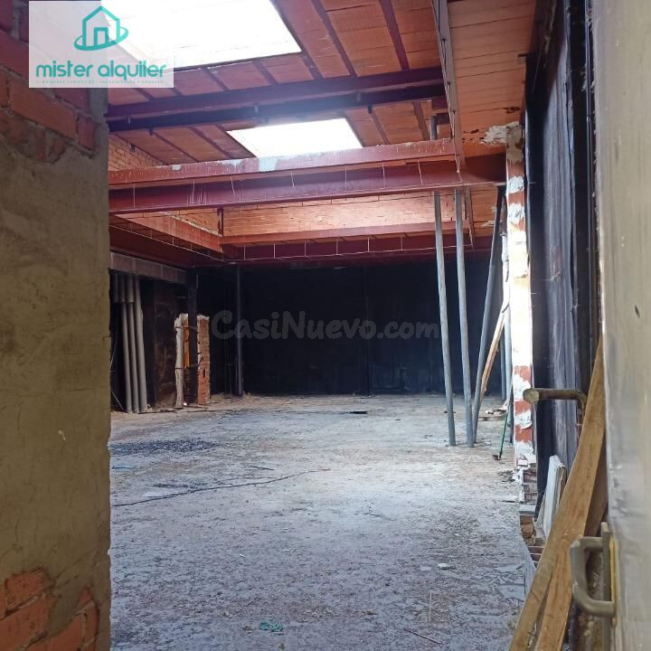 LOCAL COMERCIAL EDIFICIO DE PLANTA BAJA Y 2 ALTURAS EN EL CE - foto 5