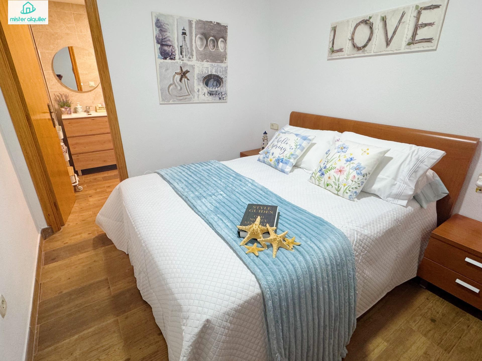 APARTAMENTO FAMILIAR A UN PASO DE LA PLAYA Y DEL PUERTO DE CAMPELLO