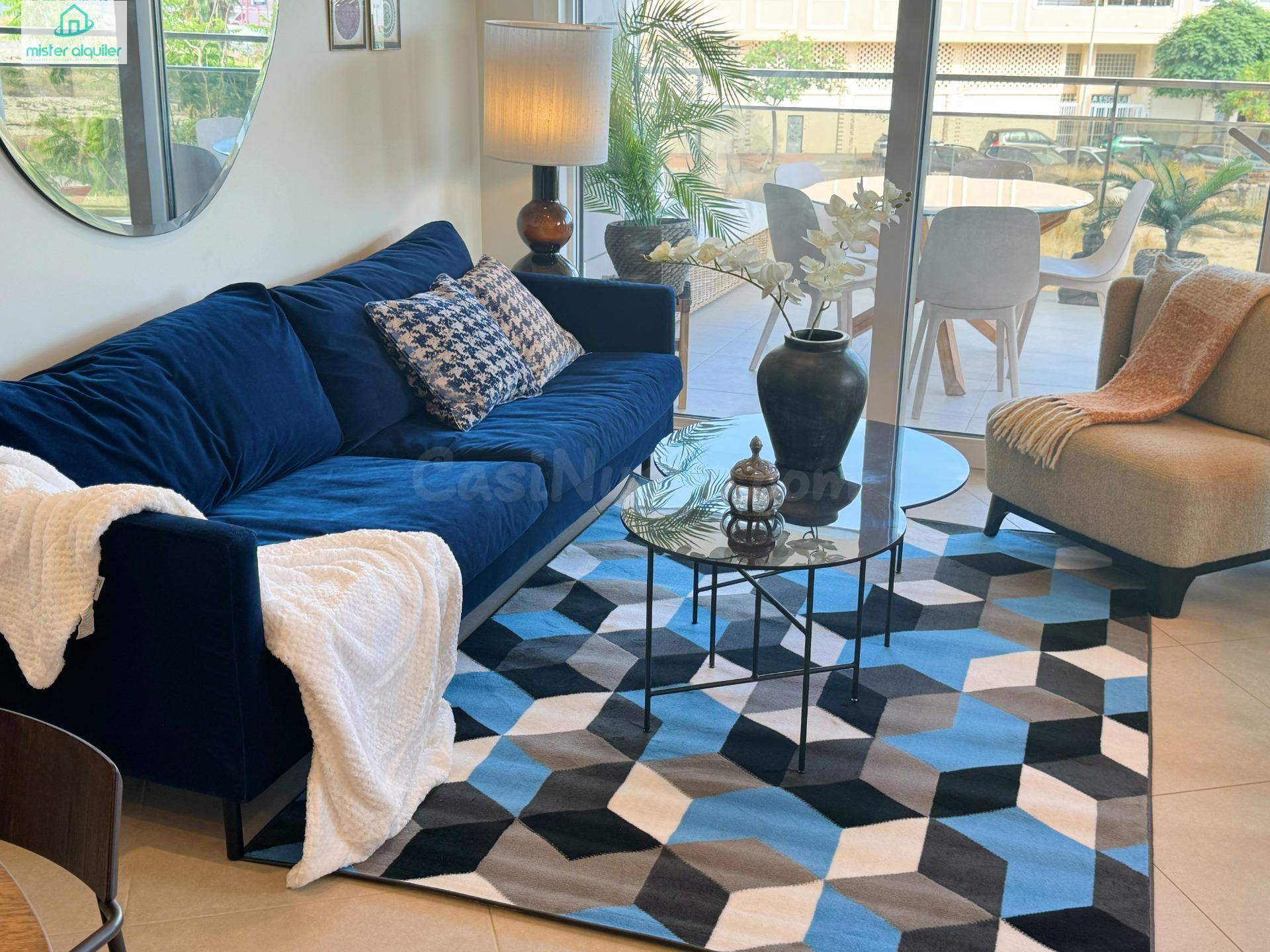 EXCLUSIVO APARTAMENTO EN URBANIZACIÓN DE ALTO STANDING