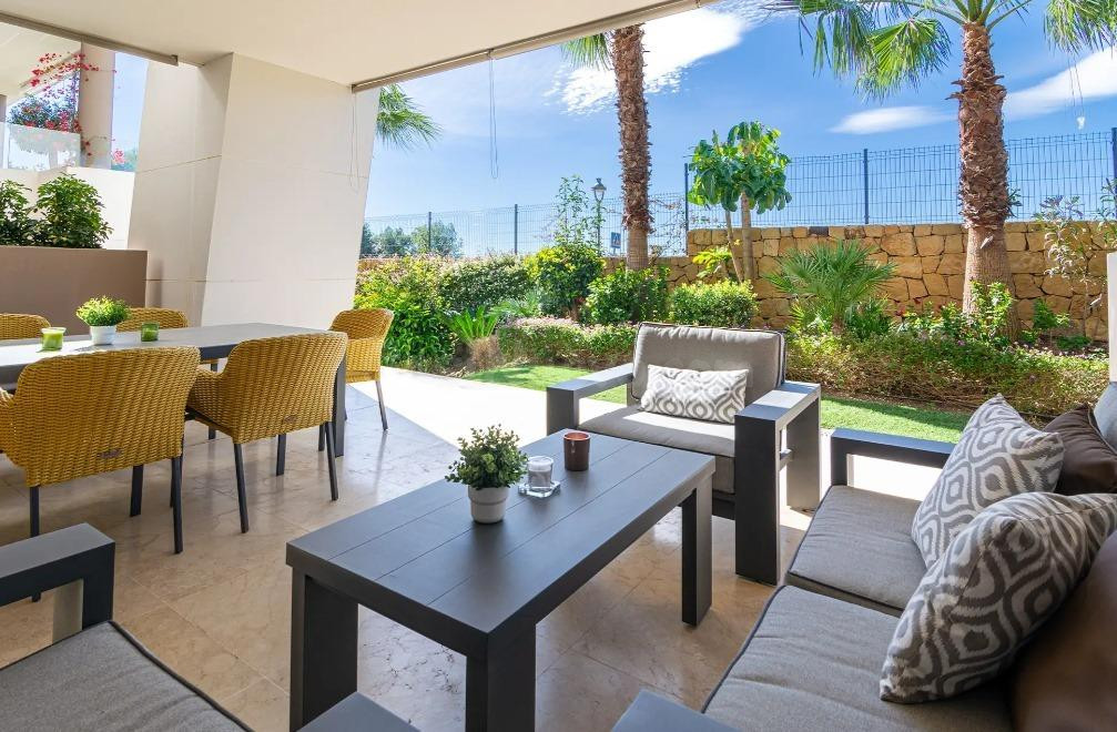 ELEGANTE APARTAMENTO EN CABOPINO, MARBELLA
