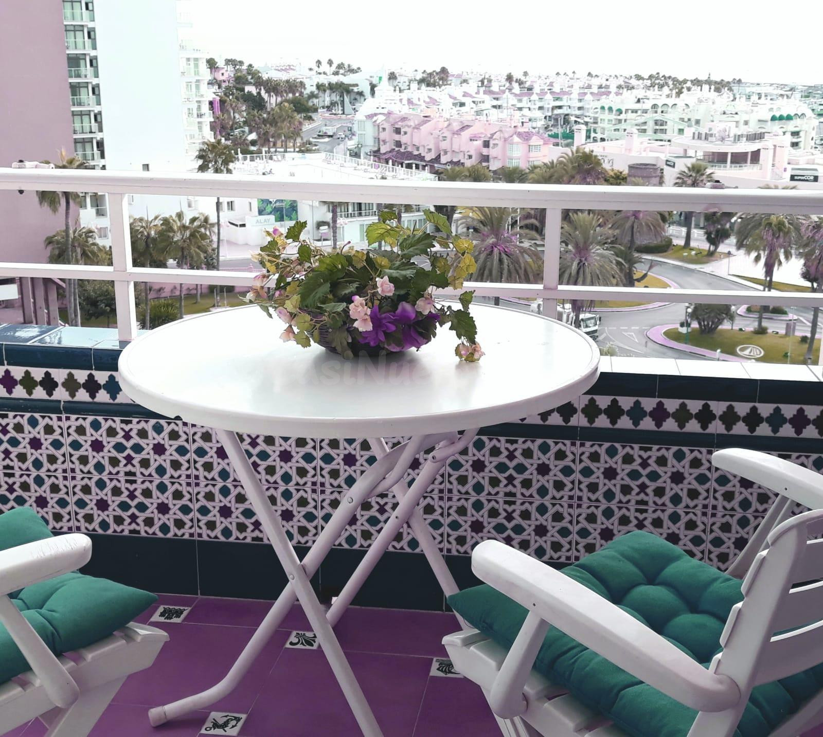 APARTAMENTO CON VISTAS AL MAR EN PUERTO MARINA - BENALMÁDENA
