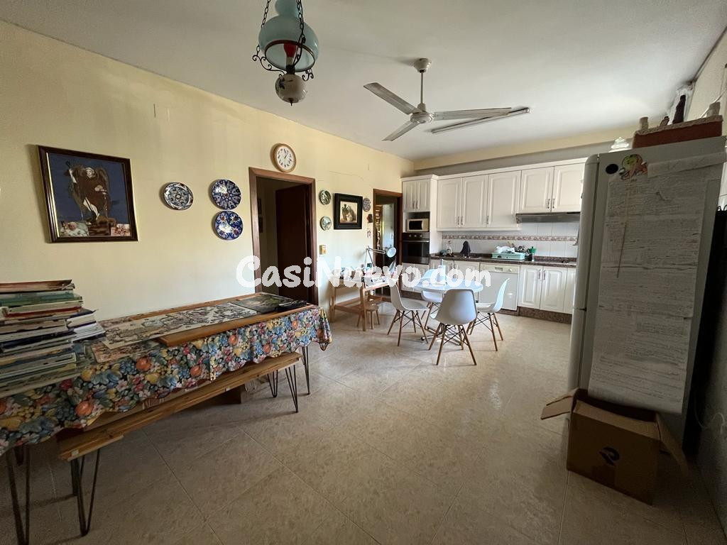 D. PARCELA DE 3000 M2 SEGREGABLE EN TRES CON DOS CHALETS - foto 29