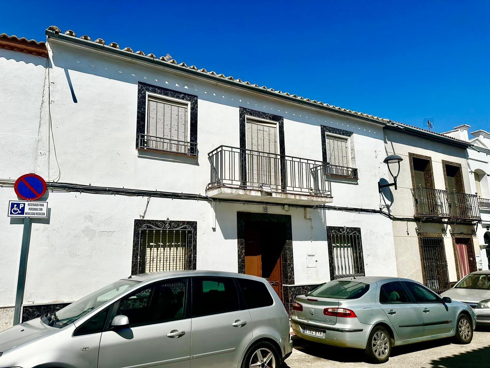 C. Gran casa con excelente ubicación. - foto 5