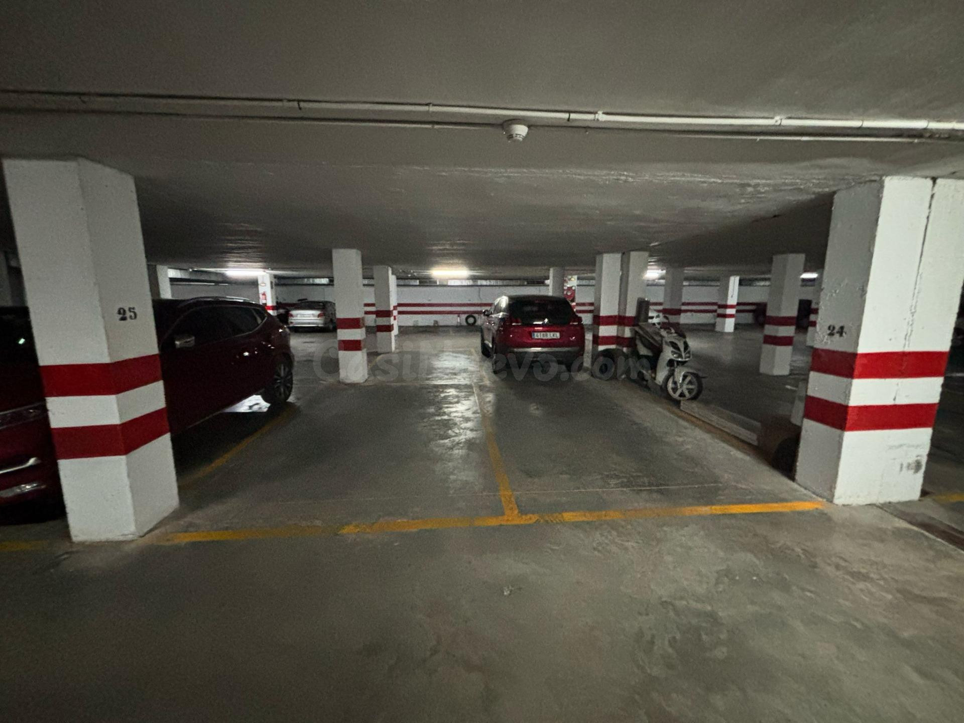 D. ¡ SE VENDE PLAZA DE GARAJE CÉNTRICA Y OPCIONAL OTRA CONTIGUA!