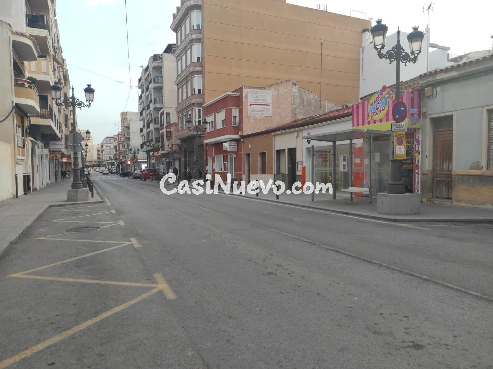 Casa en Planta Baja junto al ayuntamiento de Guardamar del S - foto 2