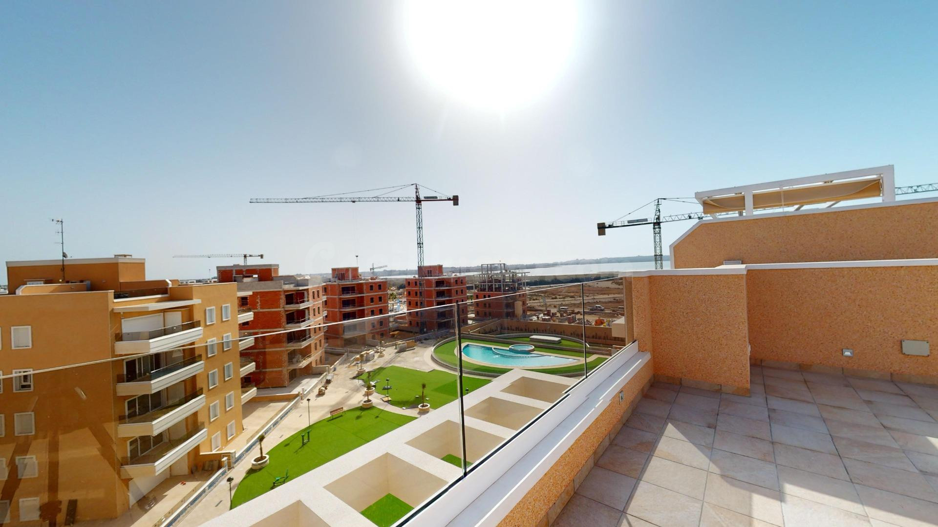 FANTASTICO ATICO DE OBRA NUEVA EN LA URBANIZACIÓN EL RASO, GUARDAMAR, ALICANTE, COSTA BLANCA