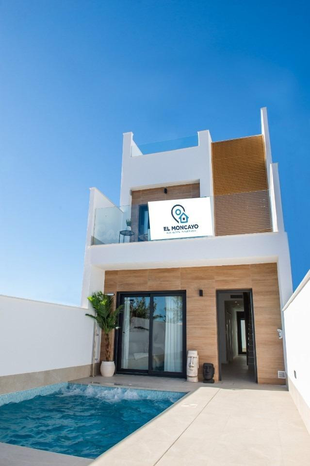 Complejo de lujo de casas adosadas en San Pedro del Pinatar, Murcia, Costa Blanca Sur