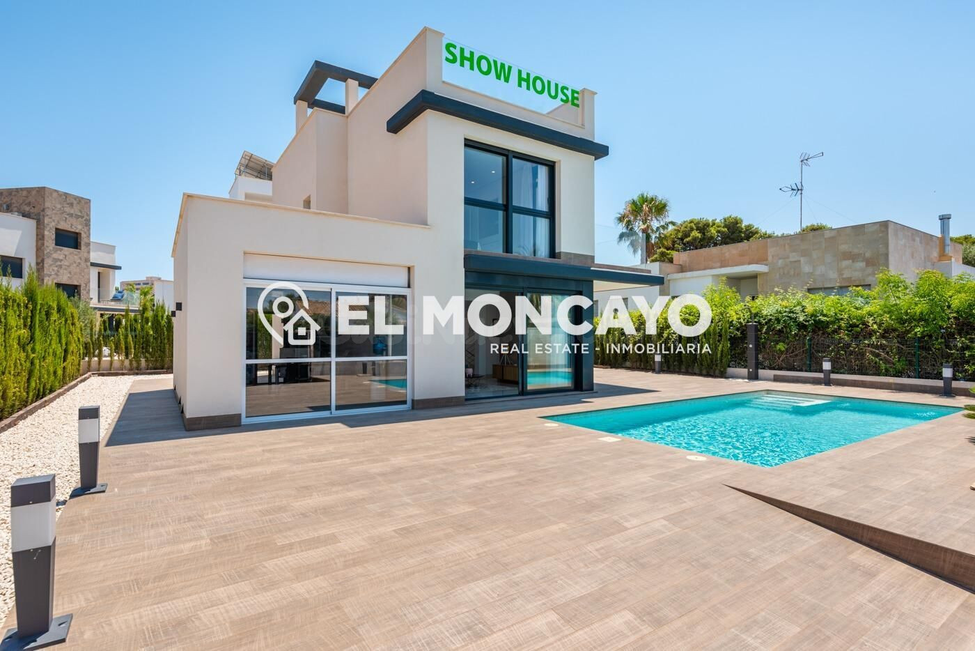PRECIOSAS VILLAS DE OBRA NUEVA LLAVE EN MANO EN PLAYA HONDA, LA MANGA DEL MAR MENOR, COSTA CALIDA