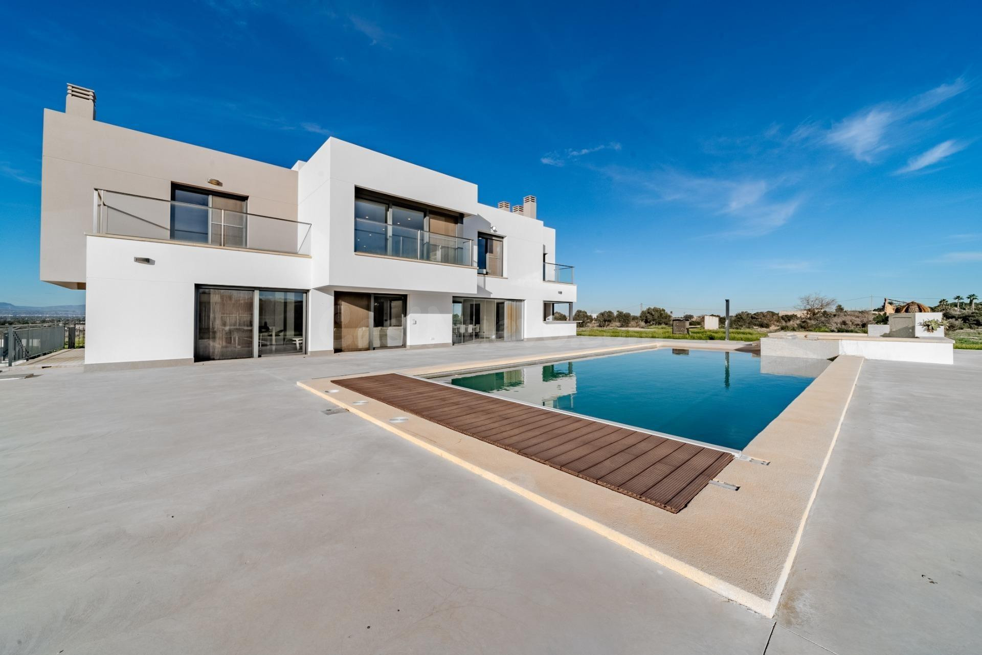 Exclusivo chalet independiente en La Marina -Elche-El Pinet