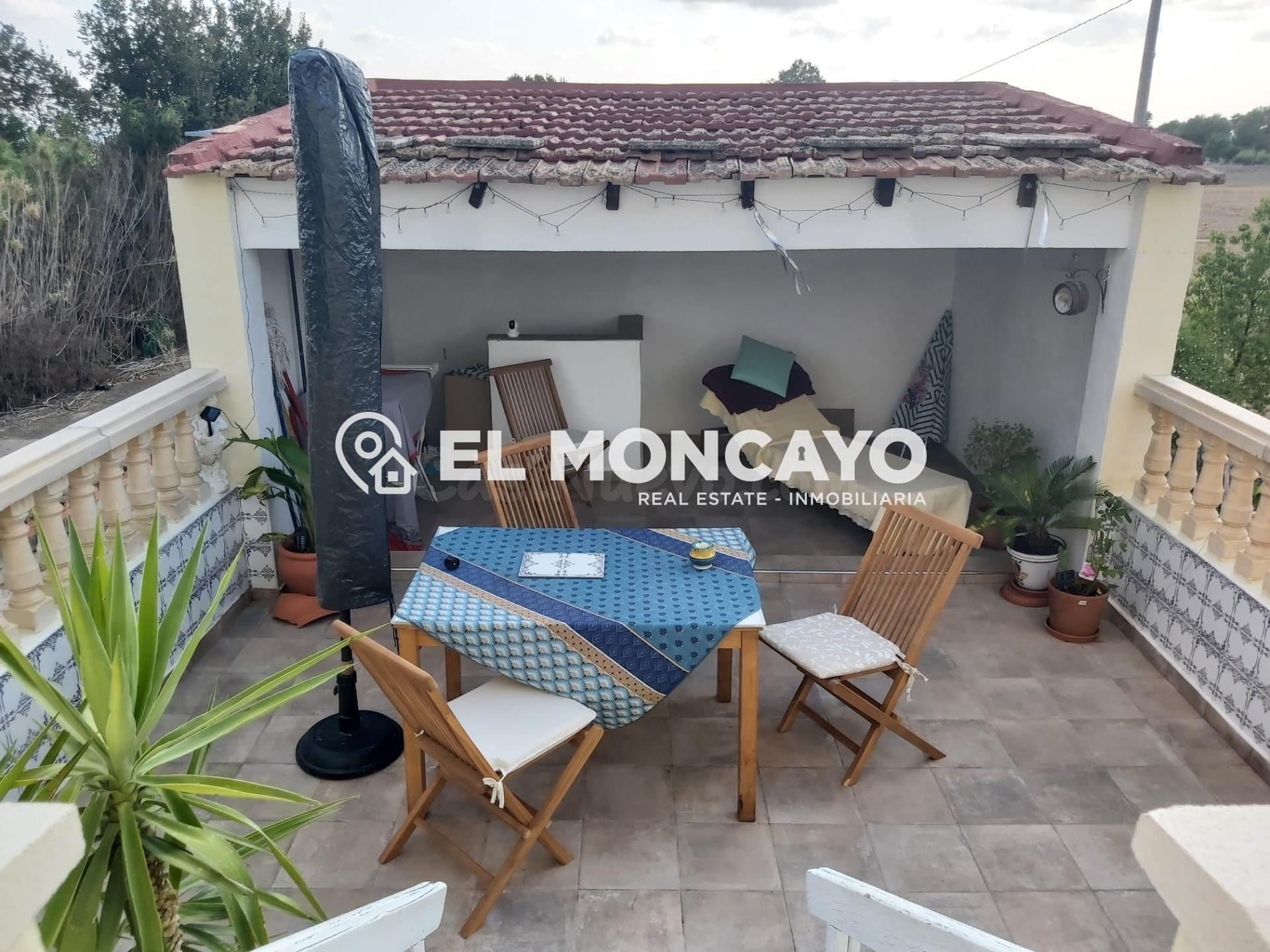 Fantástica casa de pueblo reformada a escasos minutos de la 