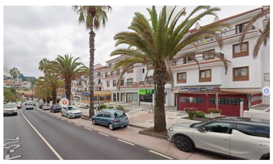 SE VENDE LOCAL CON SOTANO Y TERRAZA EN PRIMERA LÍNEA CARRETERA