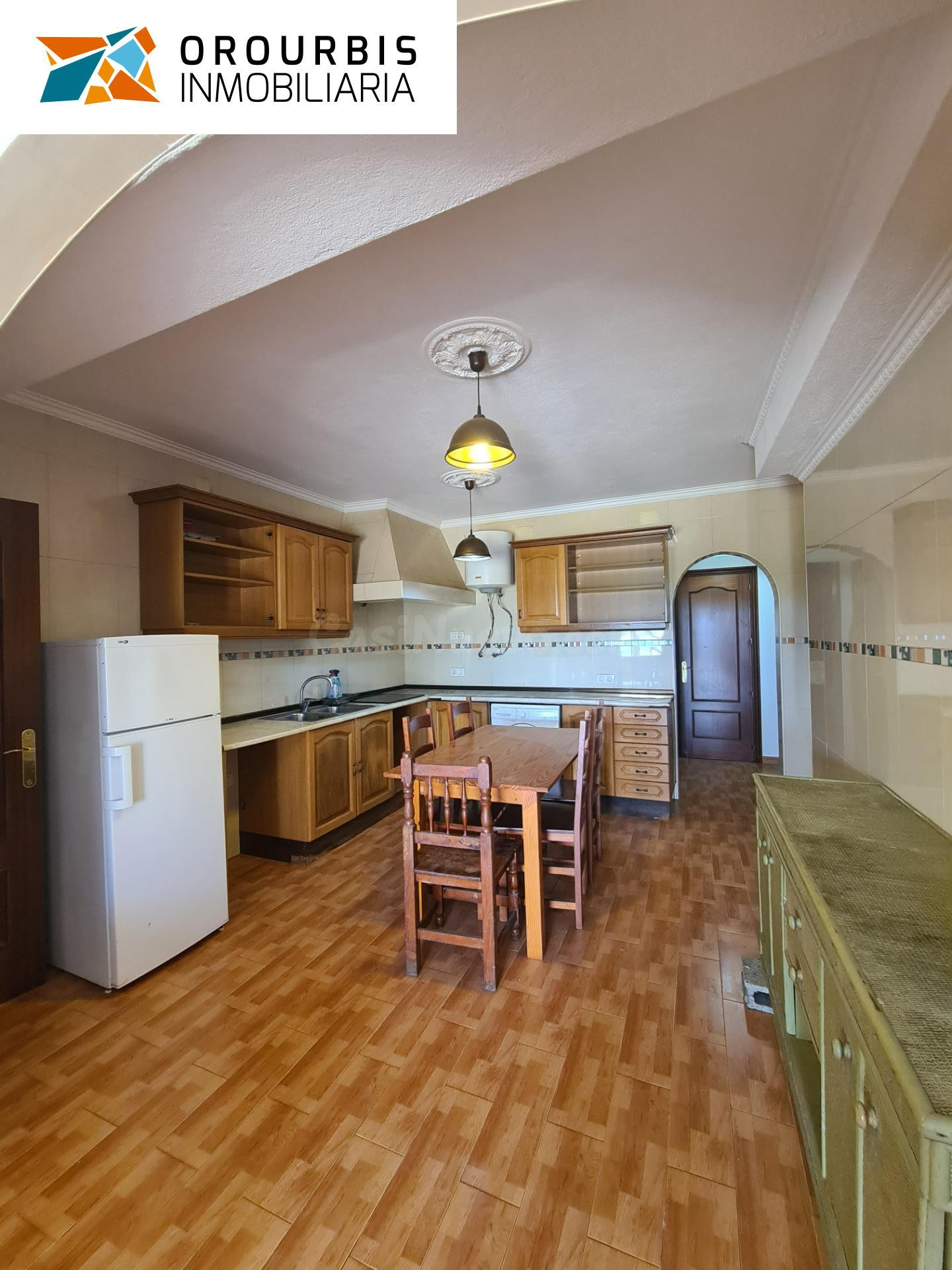 ADOSADO EN LA RIBERA DE CABANES - foto 2
