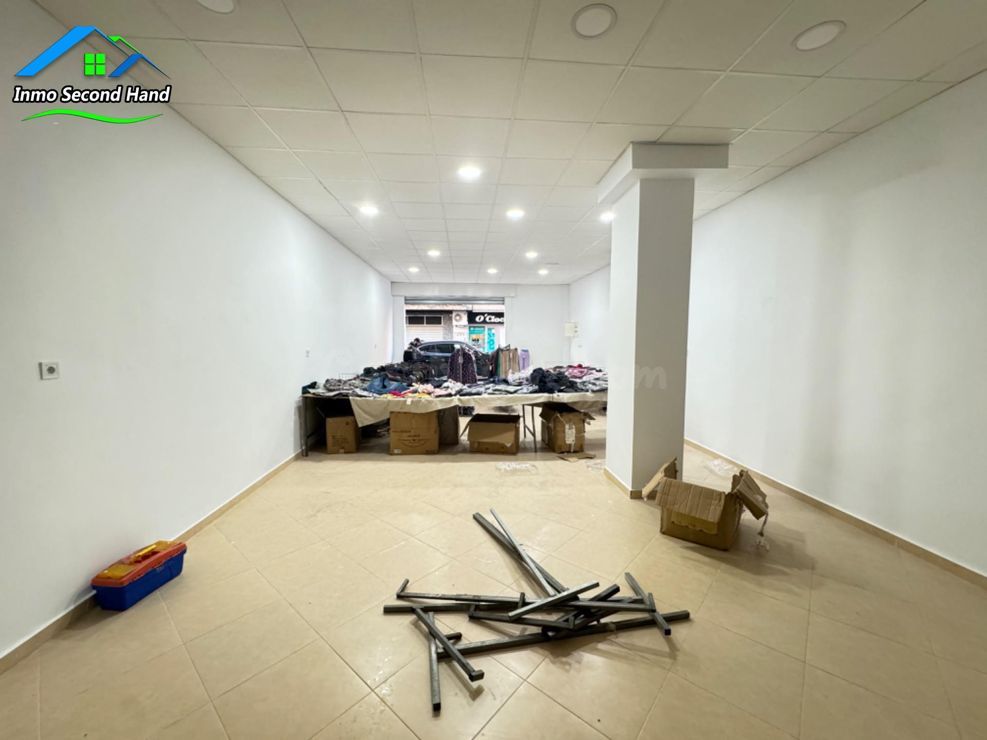 LOCAL COMERCIAL EN ALQUILER – CALLE AMATISTA, URBANIZACIÓN MEDITERRÁNEO, CARTAGENA