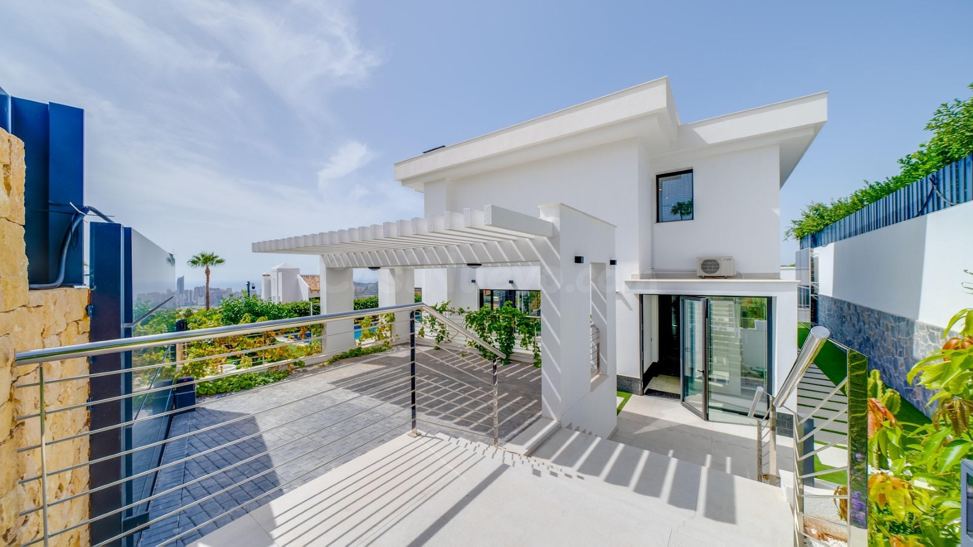 EXCLUSIVA VILLA DE LUJO CON VISTAS AL MAR