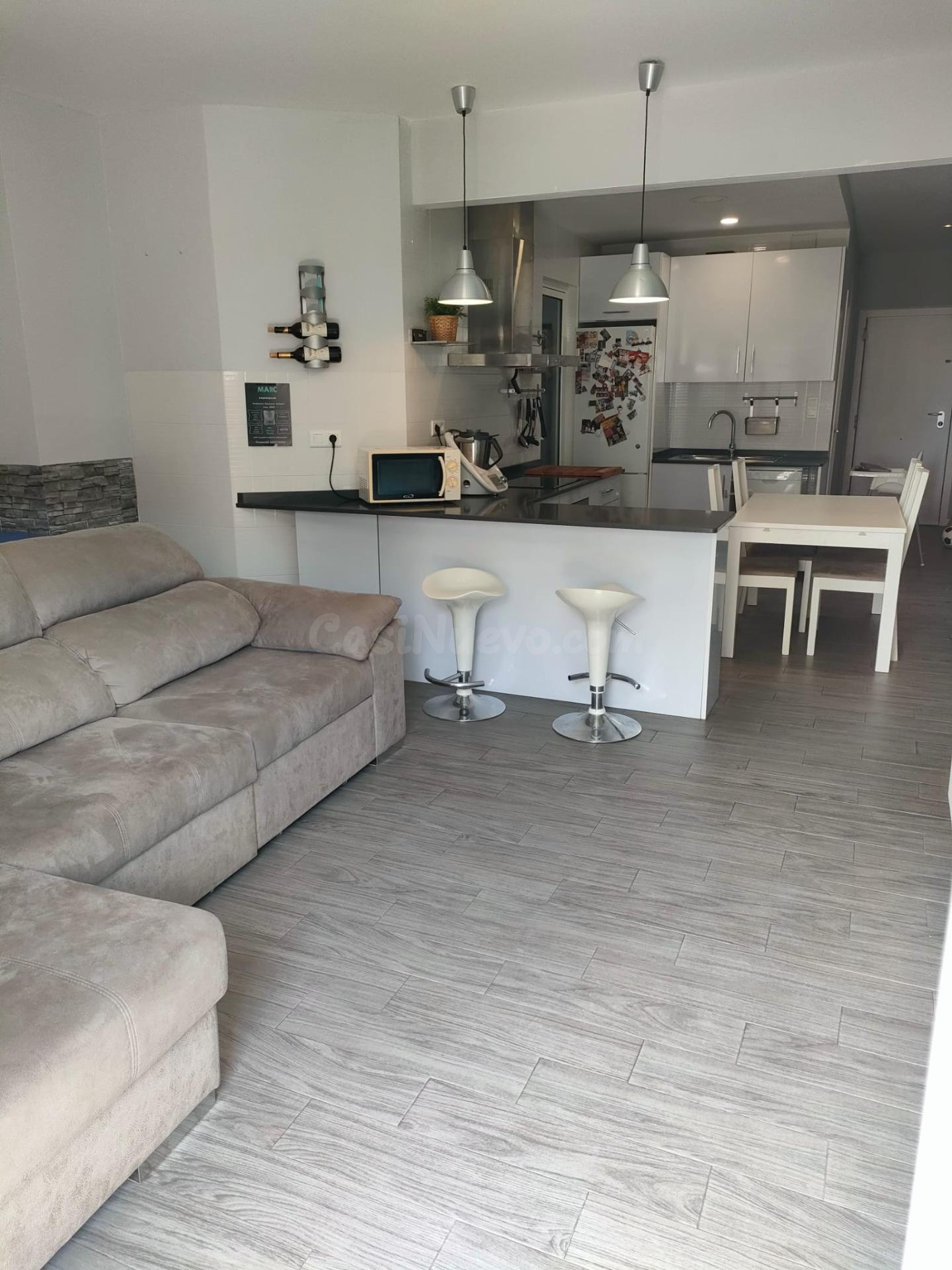Espectacular piso totalmente reformado con altas calidades - foto 3