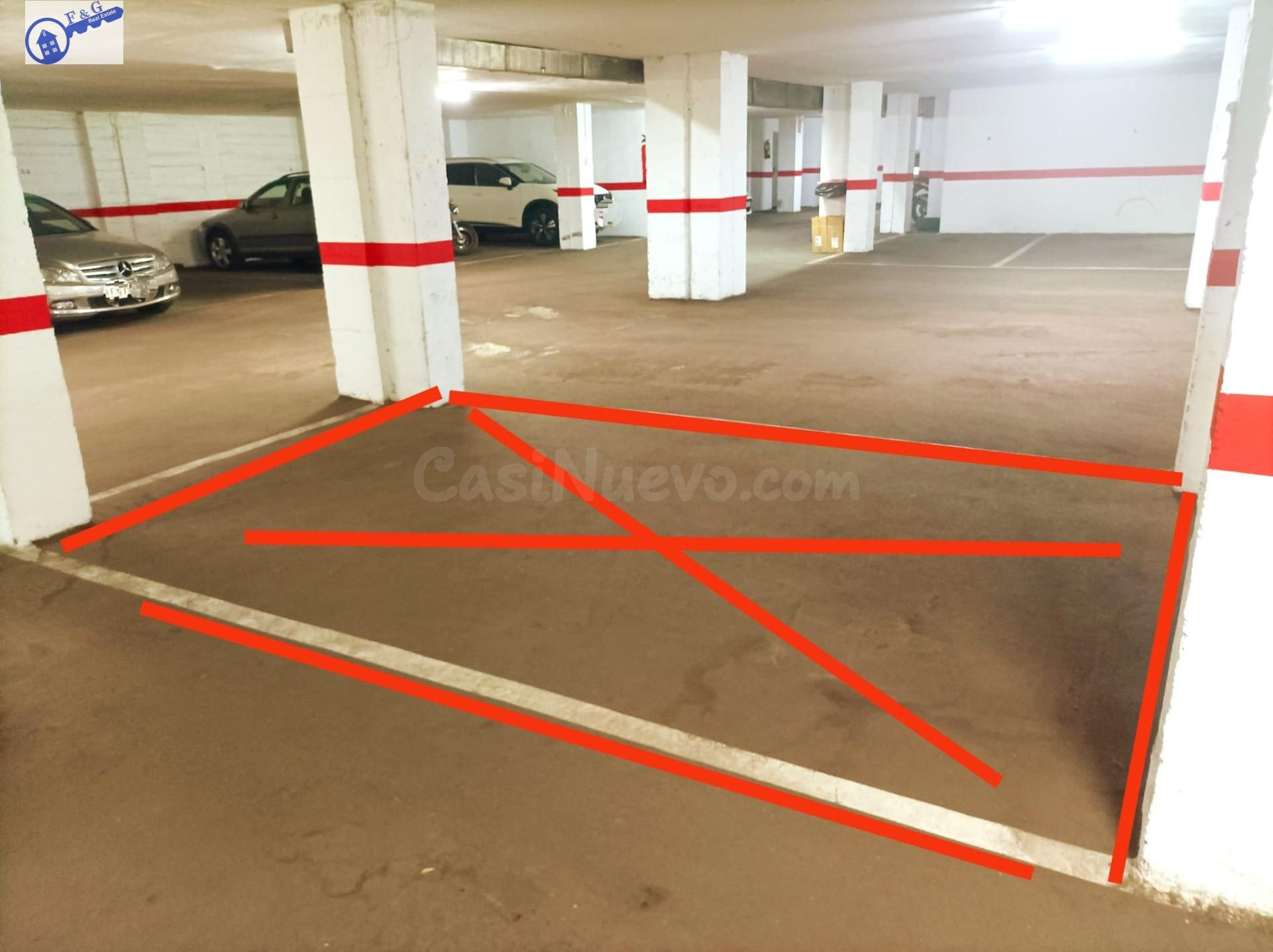Plaza de Garaje al lado de los Ministerios Ideal para Funcionarios