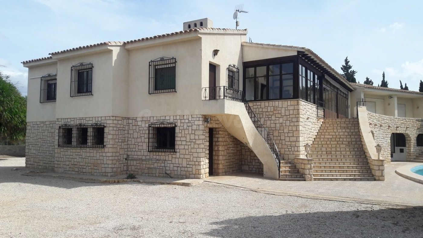 FANTASTICA FINCA RUSTICA