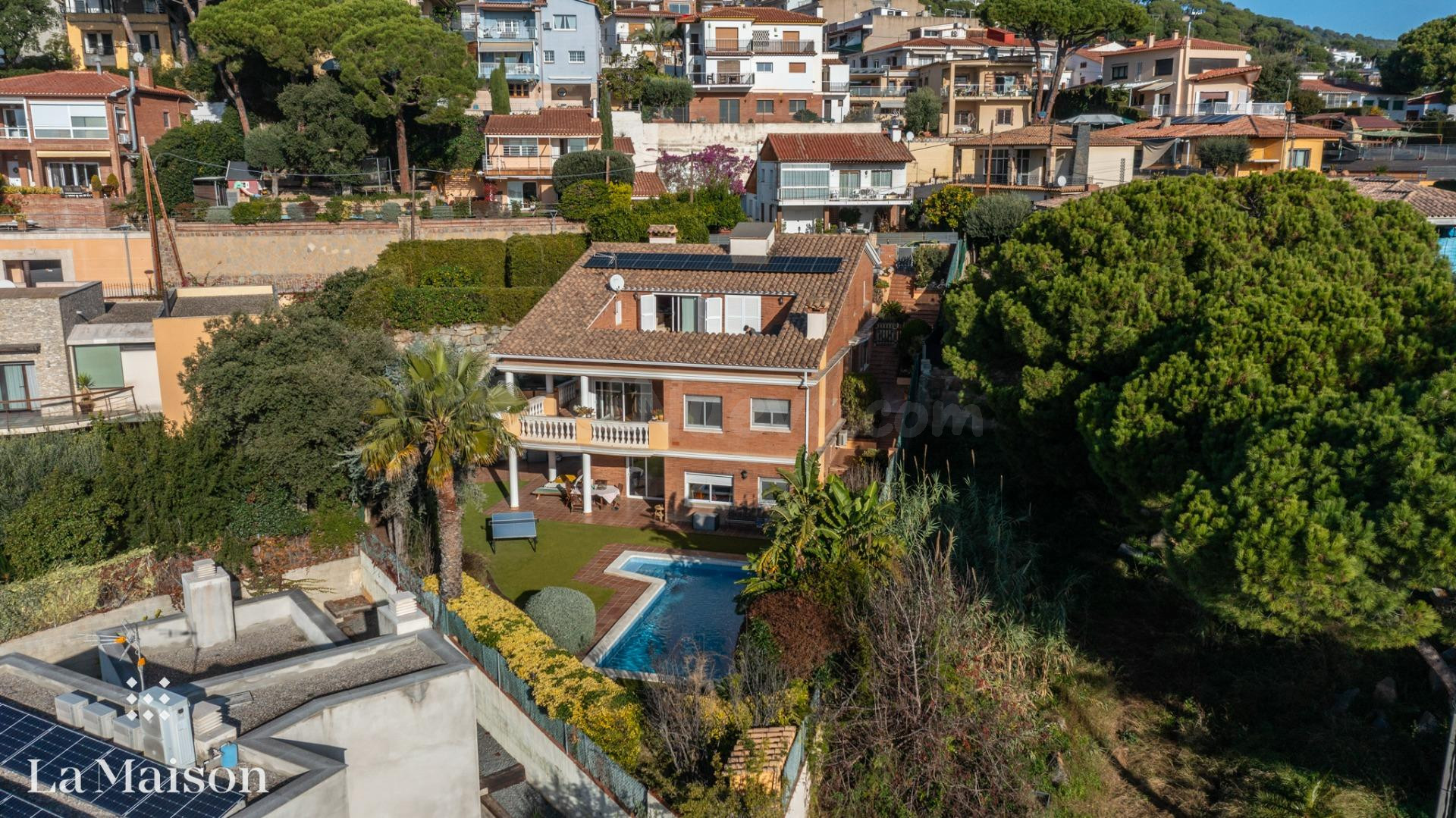 Espléndida Casa en Premià de Dalt con Vistas al Mar