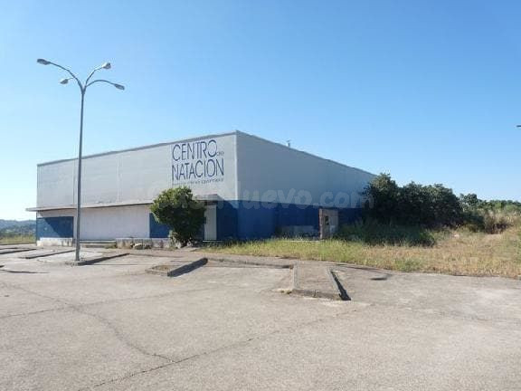 CASABANCO VENDE DOTACIÓN DEPORTIVA EN VALENCIA DE ALCANTARA.