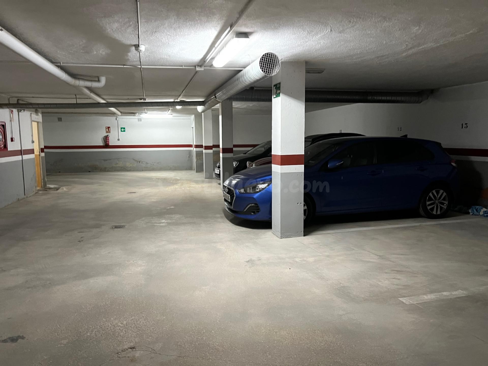 CASABANCO VENDE  PLAZA  DE GARAJE  EN CORIA - foto 3