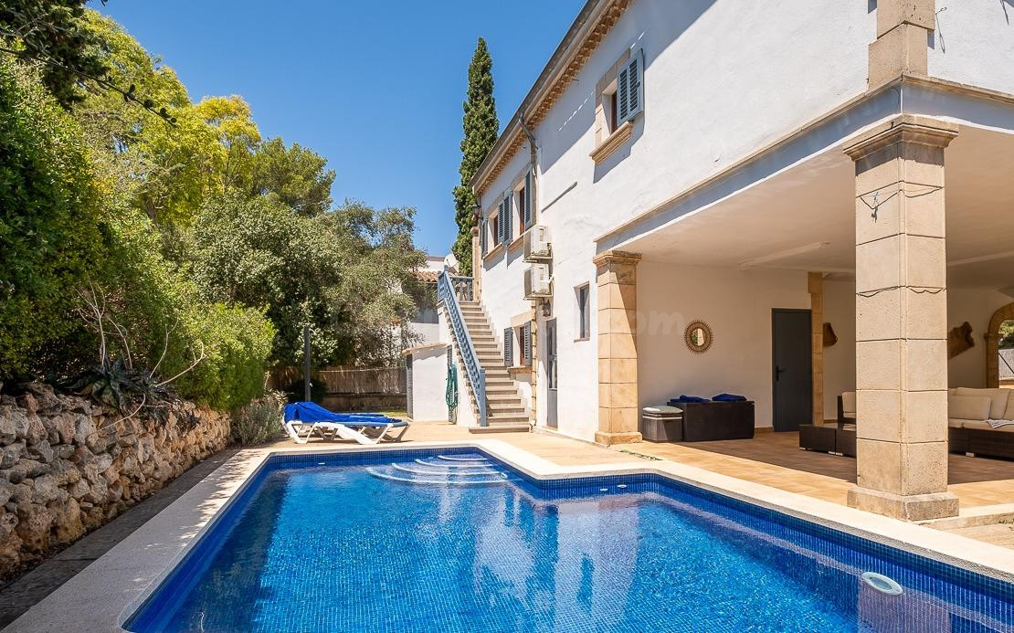 MARAVILLOSA VILLA CON ETV EN ALCUDIA