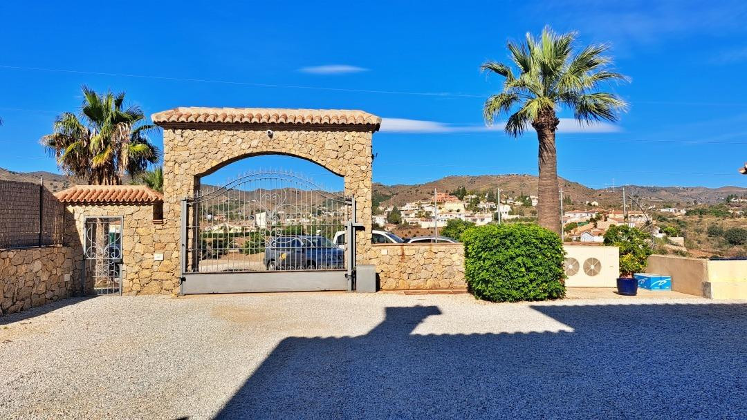 Villa exclusiva con fantásticas vistas al mar - foto 5