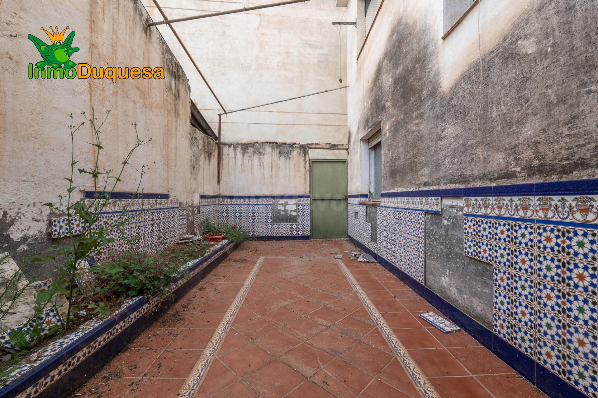 Casa para REFORMAR con solar de 518 m2 en CENTRO de Ogijares - foto 2