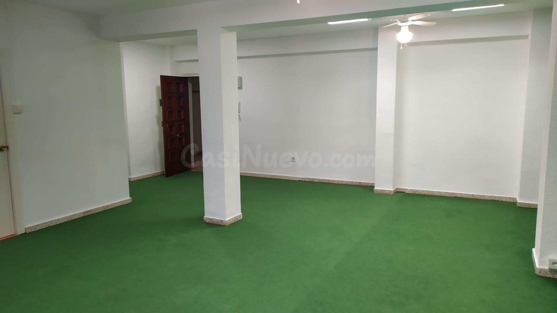 SE ALQUILA LOCAL COMERCIAL ENTRESUELO ZONA CENTRO ELDA - foto 2