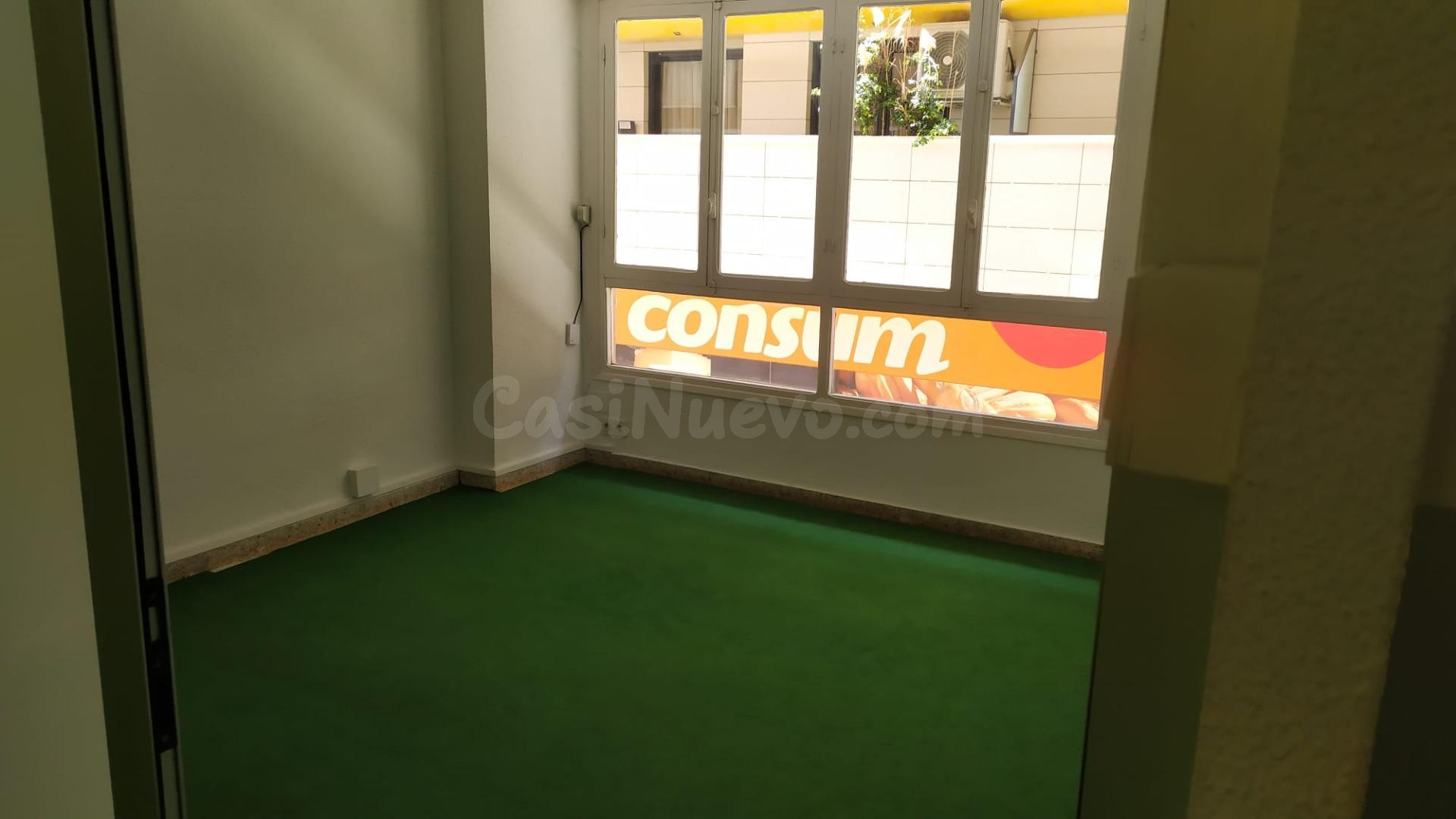 SE ALQUILA LOCAL COMERCIAL ENTRESUELO ZONA CENTRO ELDA - foto 4