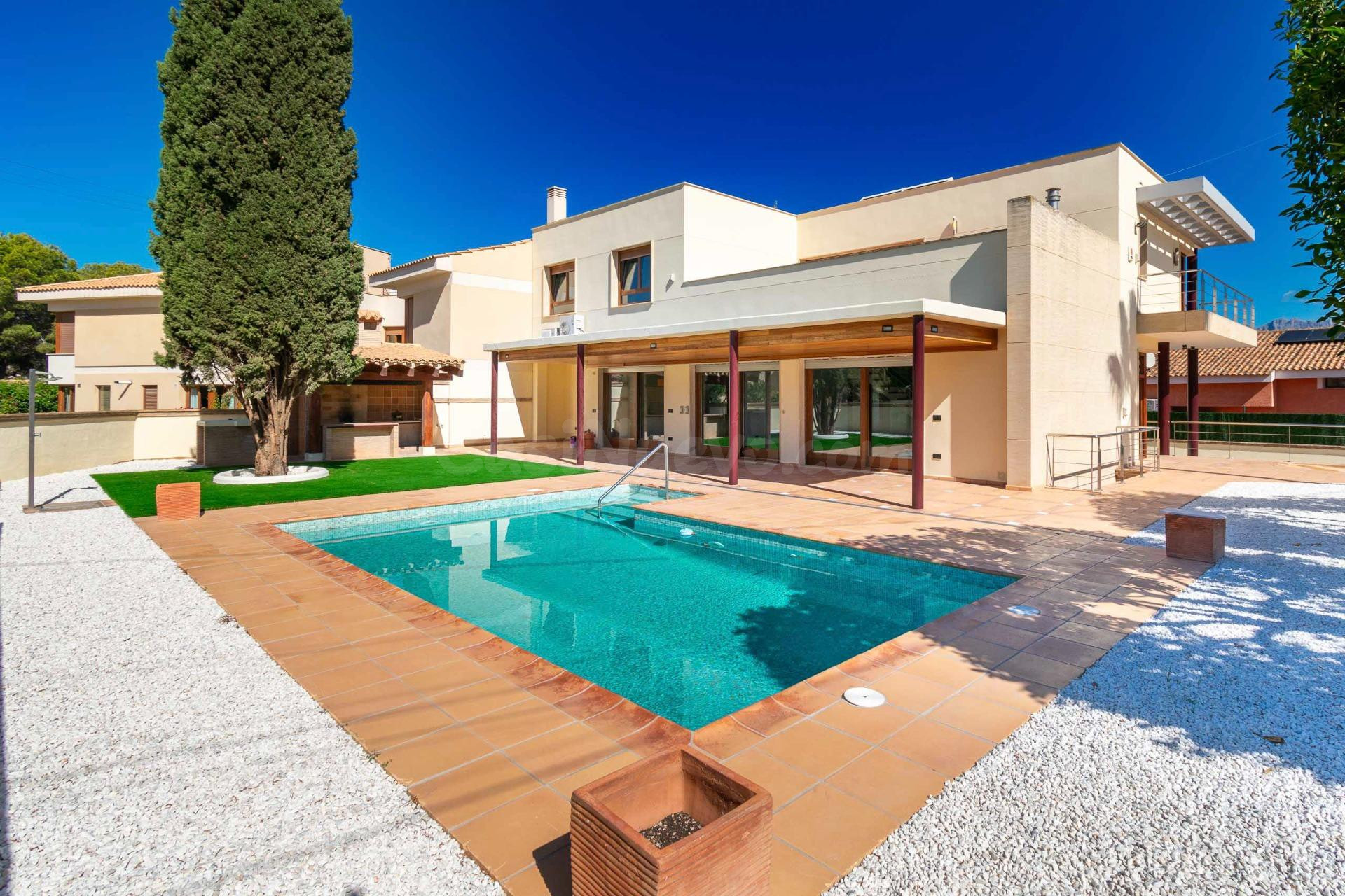 Villa independiente en el Albir - foto 3