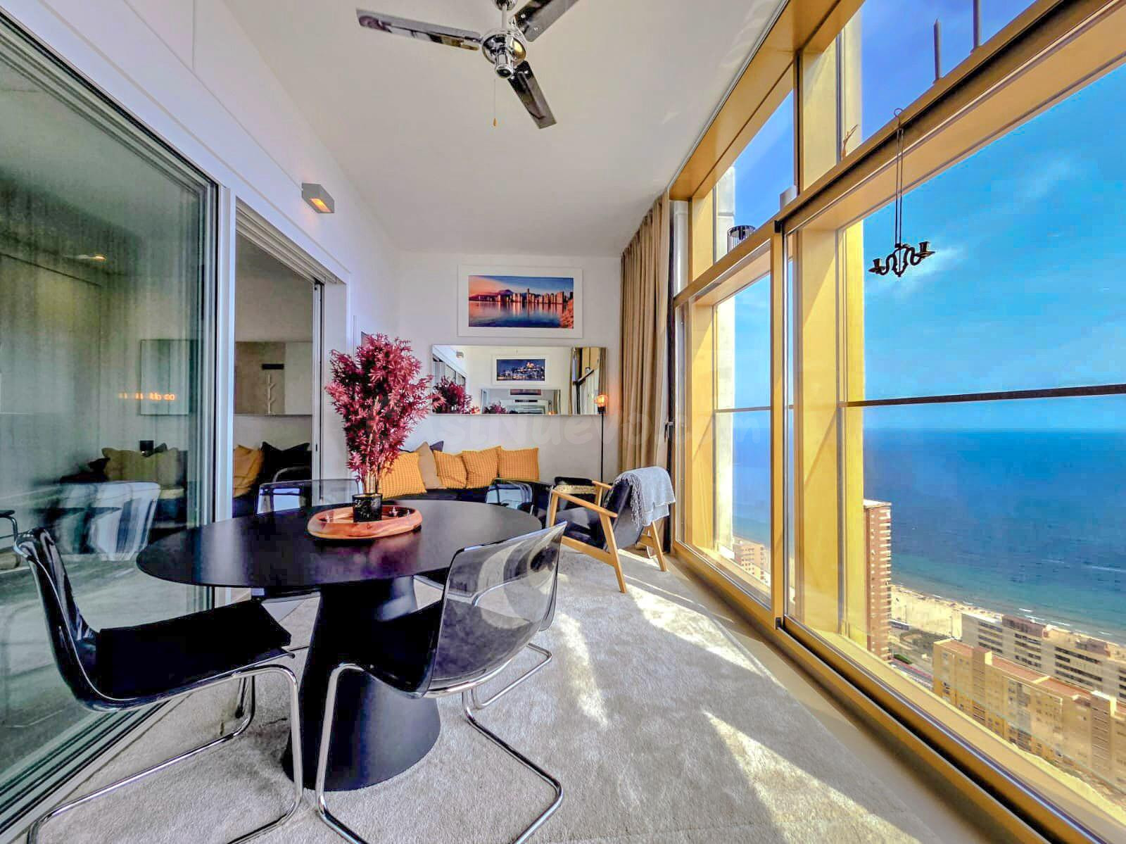 Apartamento de lujo en Playa Poniente de Benidorm - foto 2