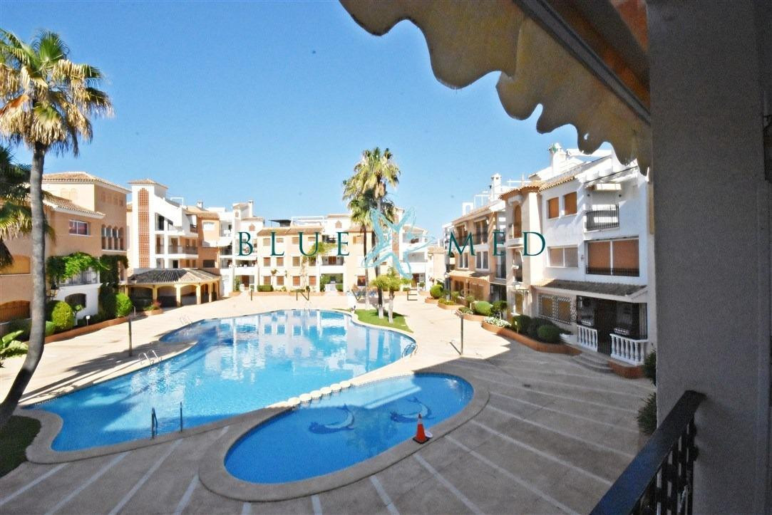 BONITO PISO CON GARAJE EN RESIDENCIAL PUEBLO SALADO - foto 2
