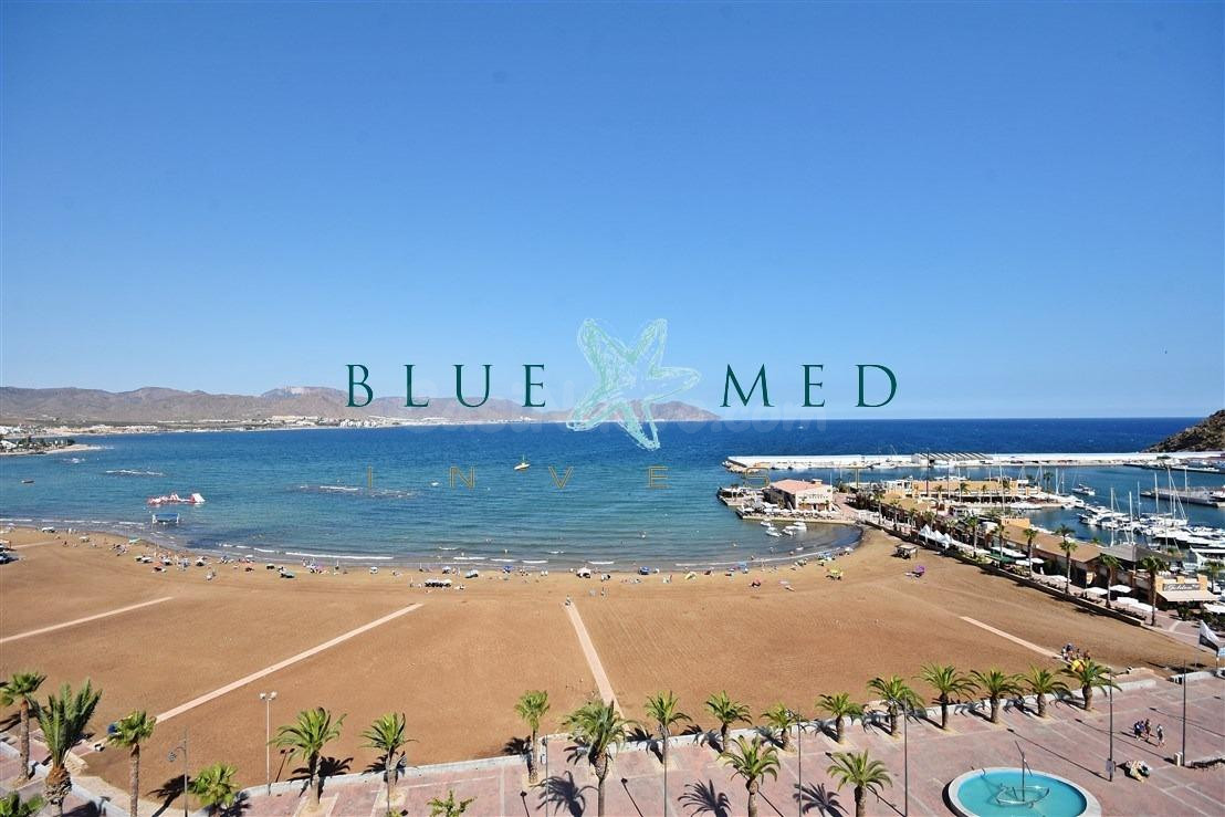 IMPRESIONANTE PISO CON VISTAS PANORÁMICAS AL MAR EN PUERTO D