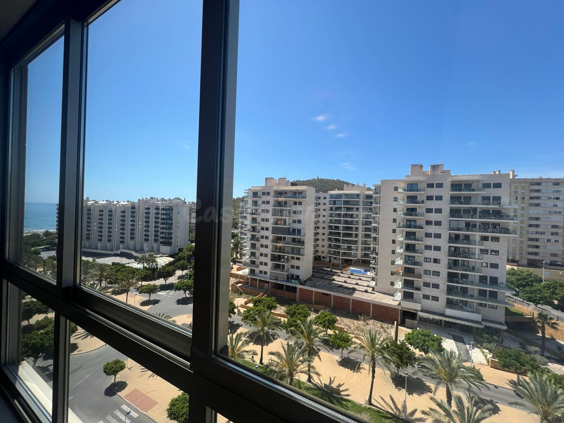 SE VENDE APARTAMENTO CON VISTAS AL MAR