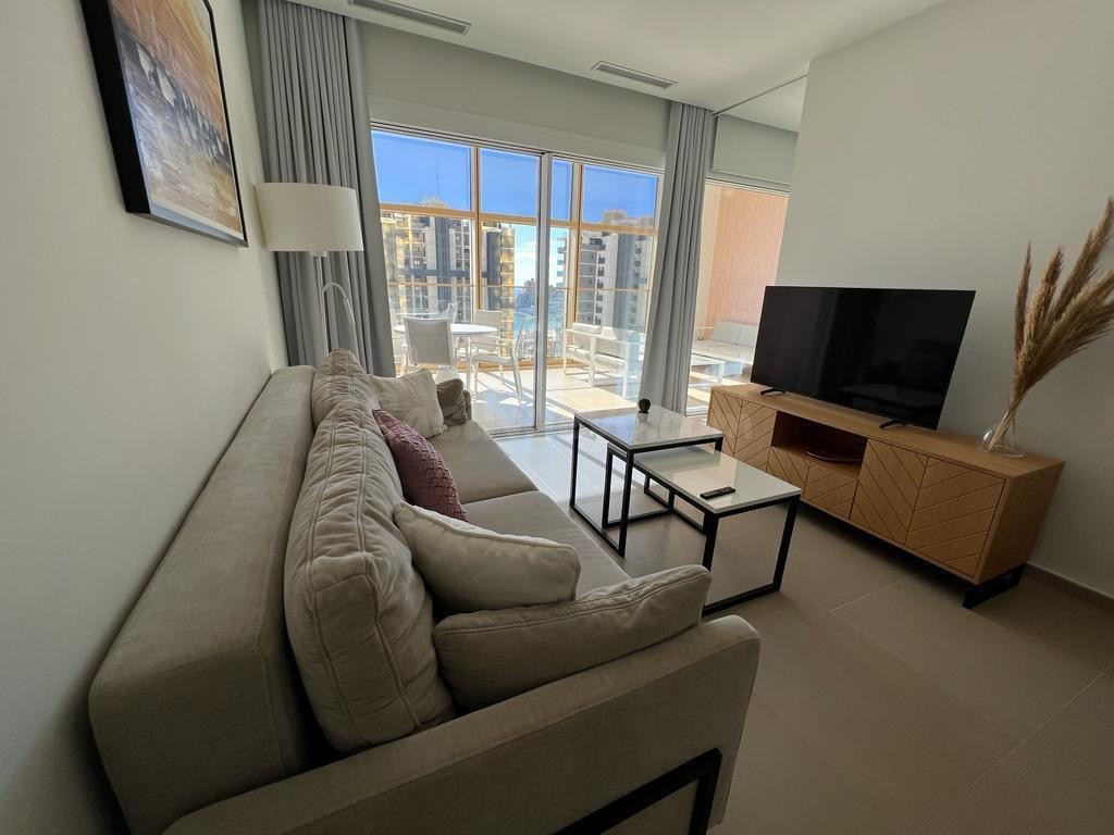 SE ALQUILA UN PISO EN INTEMPO, BENIDORM - foto 3