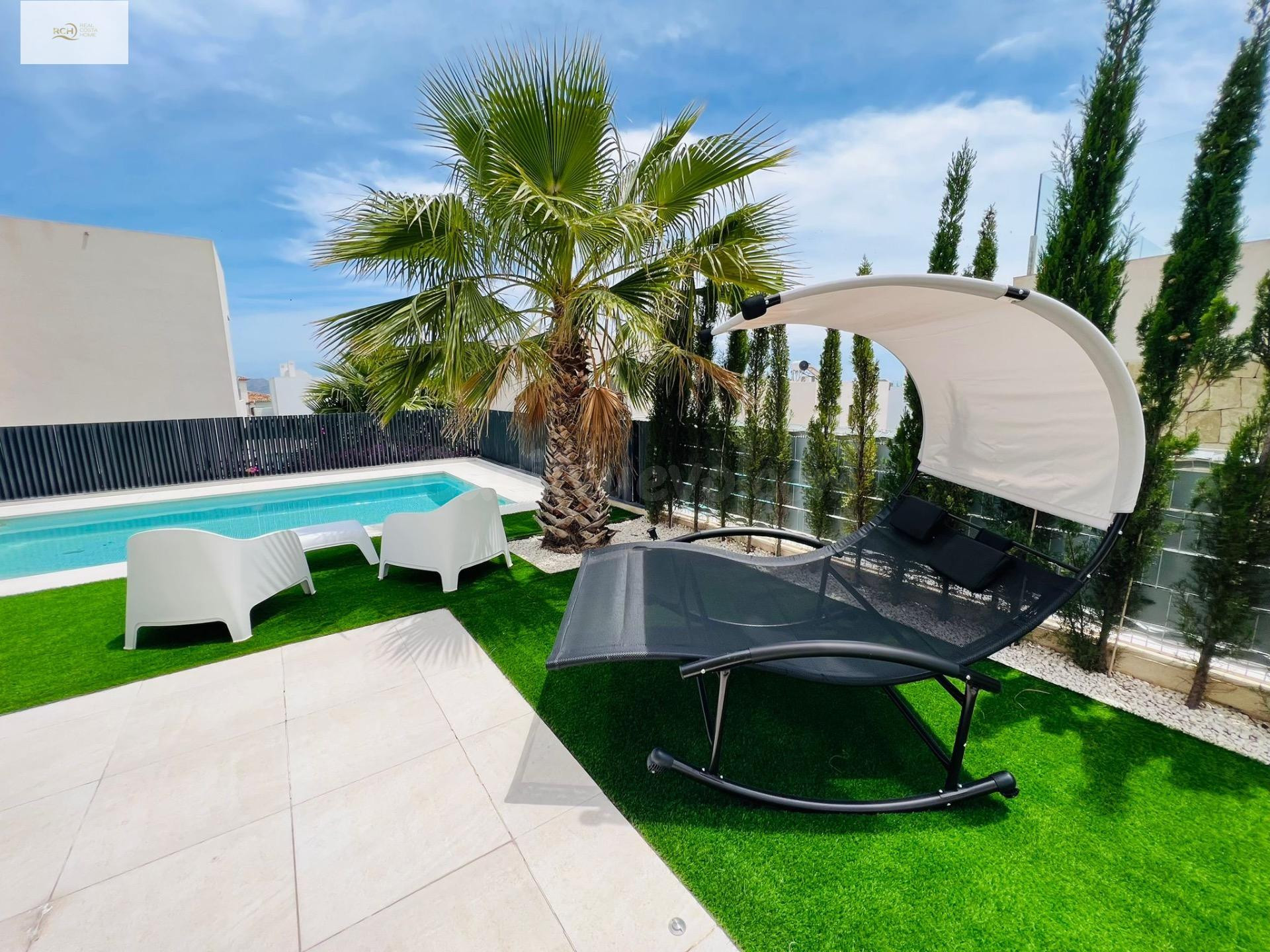 ALQUILER CASA ADOSADA EN SIERRA CORTINA CON PISCINA PRIVADA - foto 3