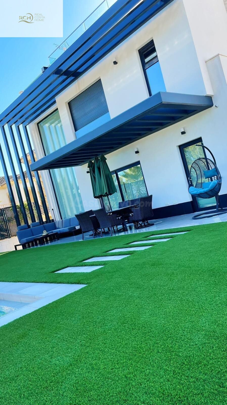 SE ALQUILA ESTA MARAVILLOSA VILLA CON VISTAS AL MAR - foto 2