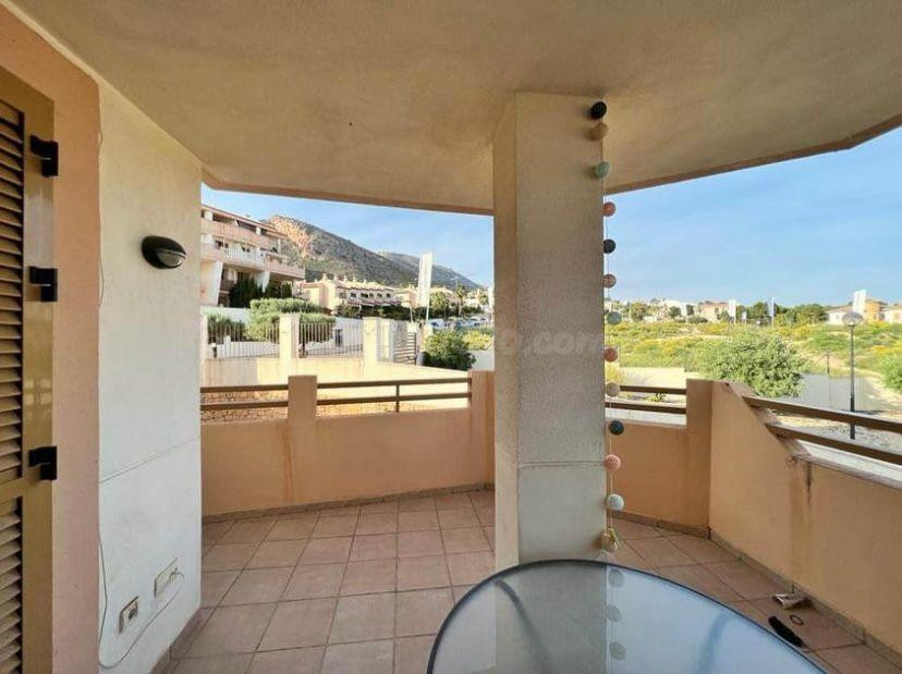 SE ALQUILAN APARTAMENTOS DE LARGA TEMPORADA - foto 2