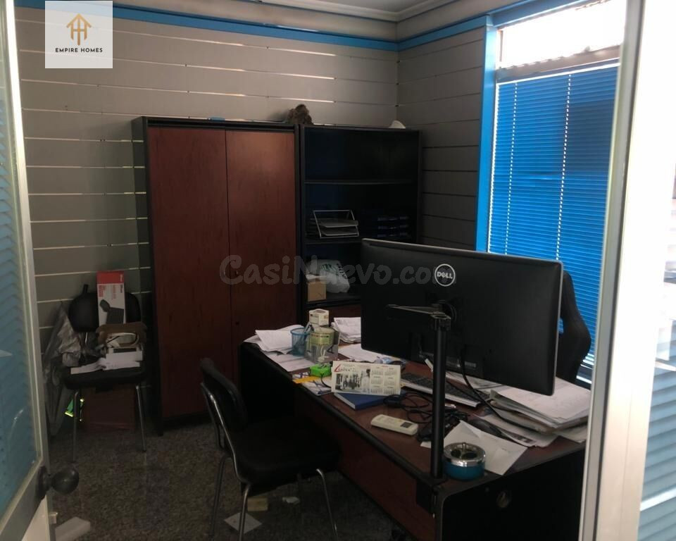 SE VENDE LOCAL COMERCIAL en zona Centro - foto 3