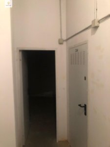 SE ALQUILA O SE VENDE TRASTERO en C/Margallo (Cáceres) - foto 4