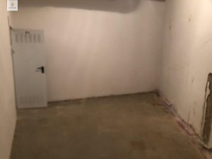 SE ALQUILA O SE VENDE TRASTERO en C/Margallo (Cáceres) - foto 5