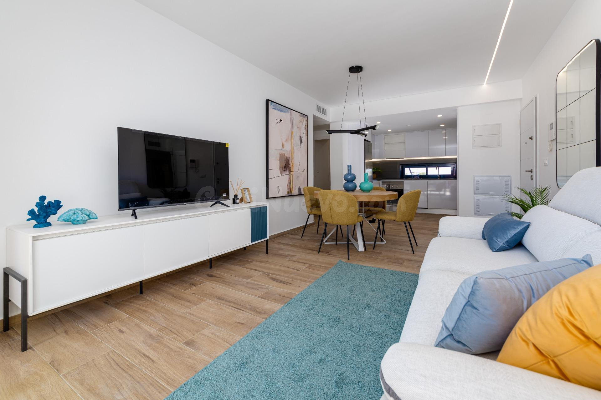 Apartamento nuevo a 1 km del campo de golf ya 2 km de la pla - foto 4