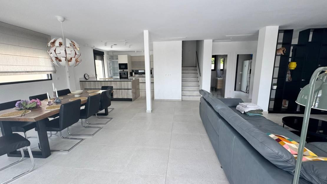 EXCLUSIVA Villa Obra Nueva La Marina El Pinet LLAVE EN MANO - foto 3