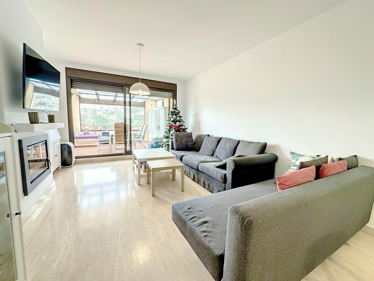 Preciosa ático duplex con vistas panorámicas. - foto 3