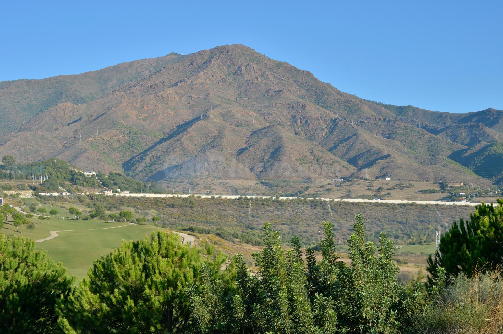 Preciosa ático duplex con vistas panorámicas. - foto 4