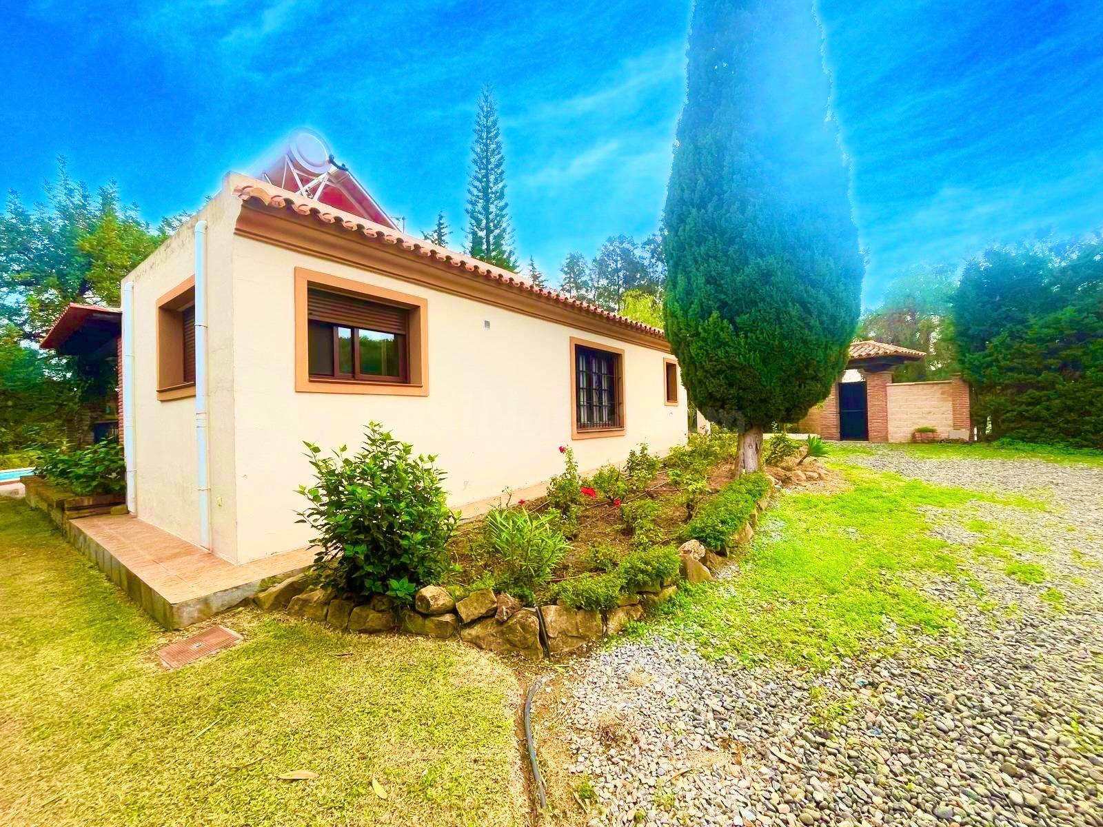 Oportunidad única en Estepona: Finca Rústica entre el campo  - foto 4