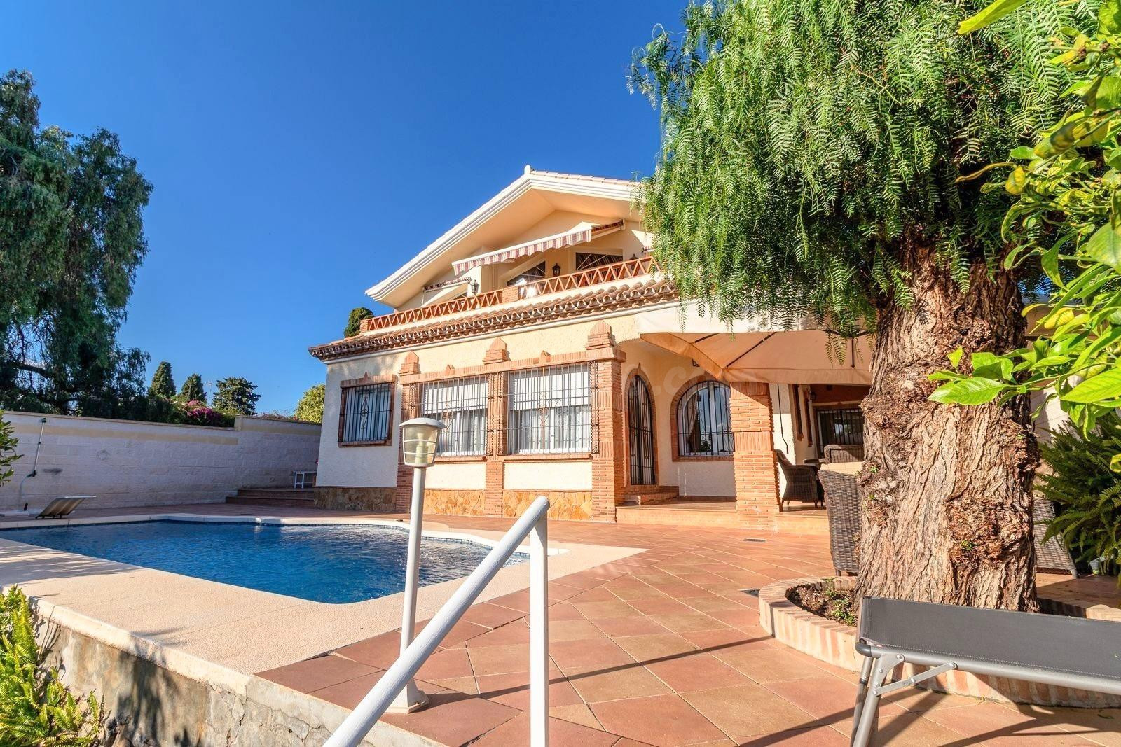 Exclusiva vivienda en ubicación privilegiada a solo 5 minuto - foto 2