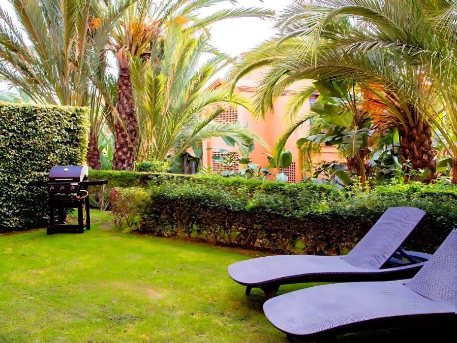 Elegante Apartamento en Planta Baja con Jardín Privado en la - foto 2